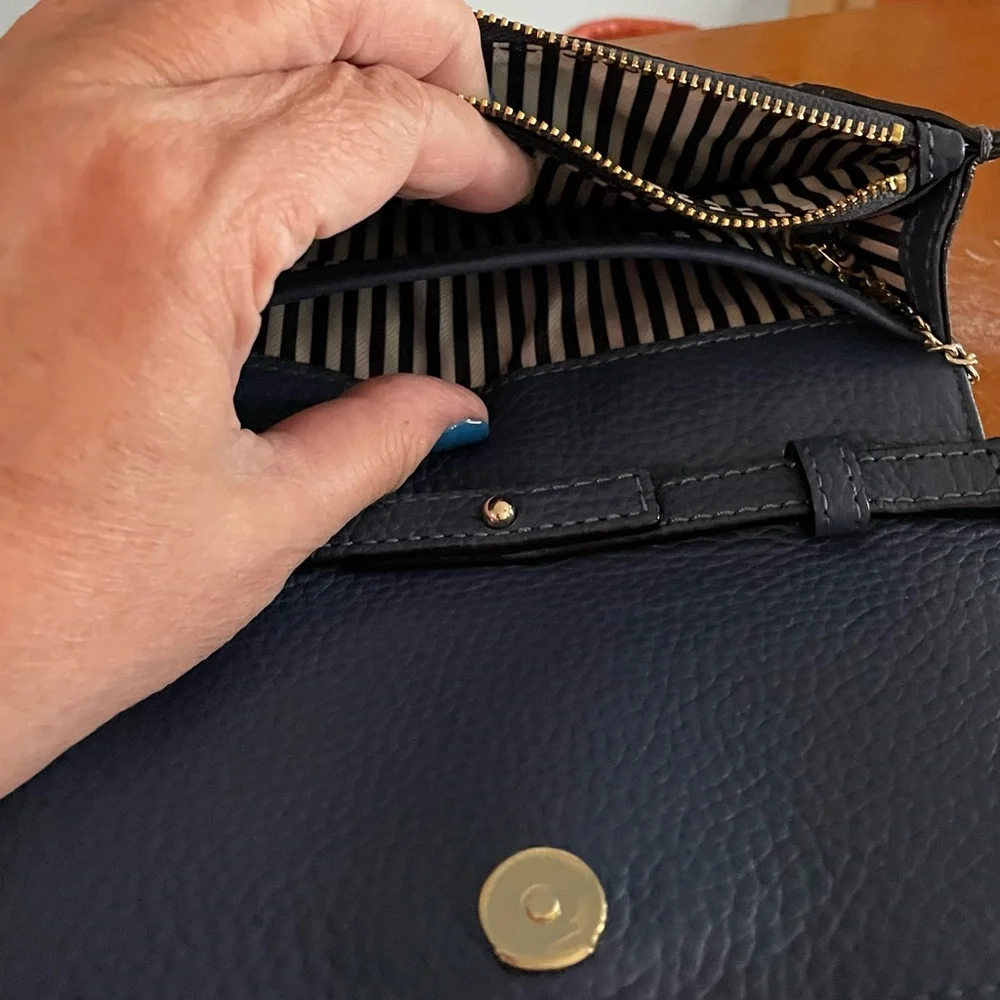Kate Spade small purse - Picture 5 of 10
